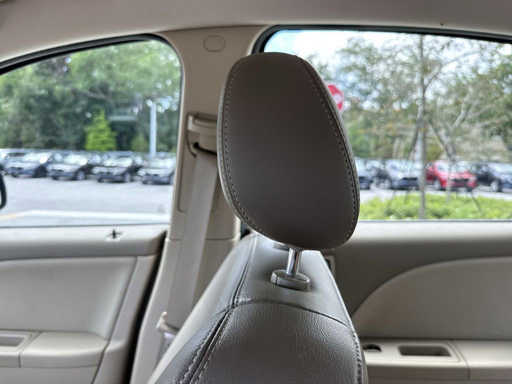 Used 2006 Mercury Montego Luxury image 16