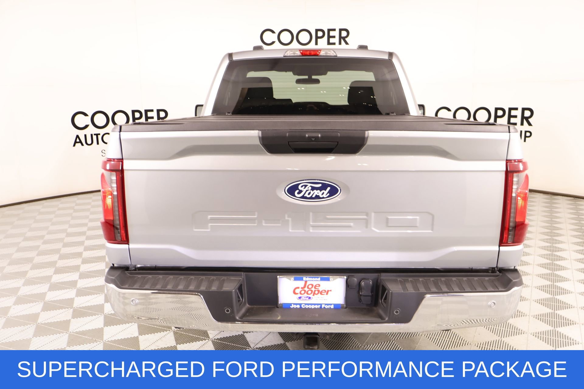 Used 2025 Ford F150 XL w/ Equipment Group 103A High AWD/4WD image 18