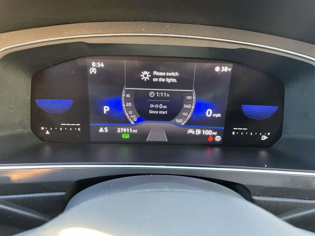 Used 2022 Volkswagen Tiguan SE image 39