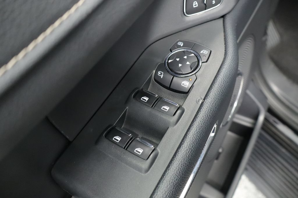 Used 2024 Ford Expedition XLT AWD/4WD image 31