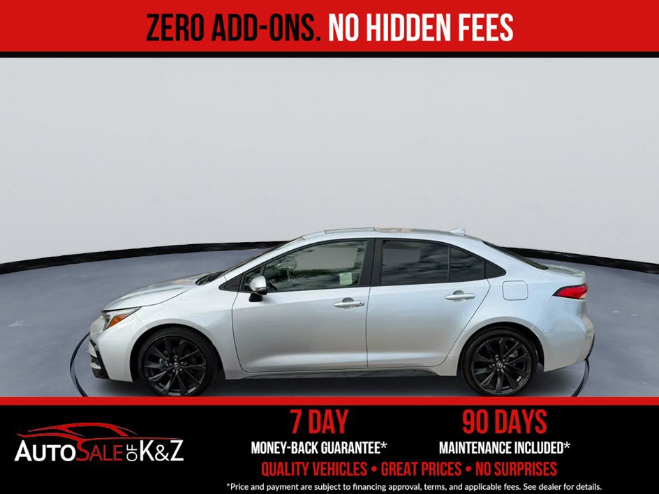 Used 2024 Toyota Corolla SE w/ SE Premium Package FWD image 2