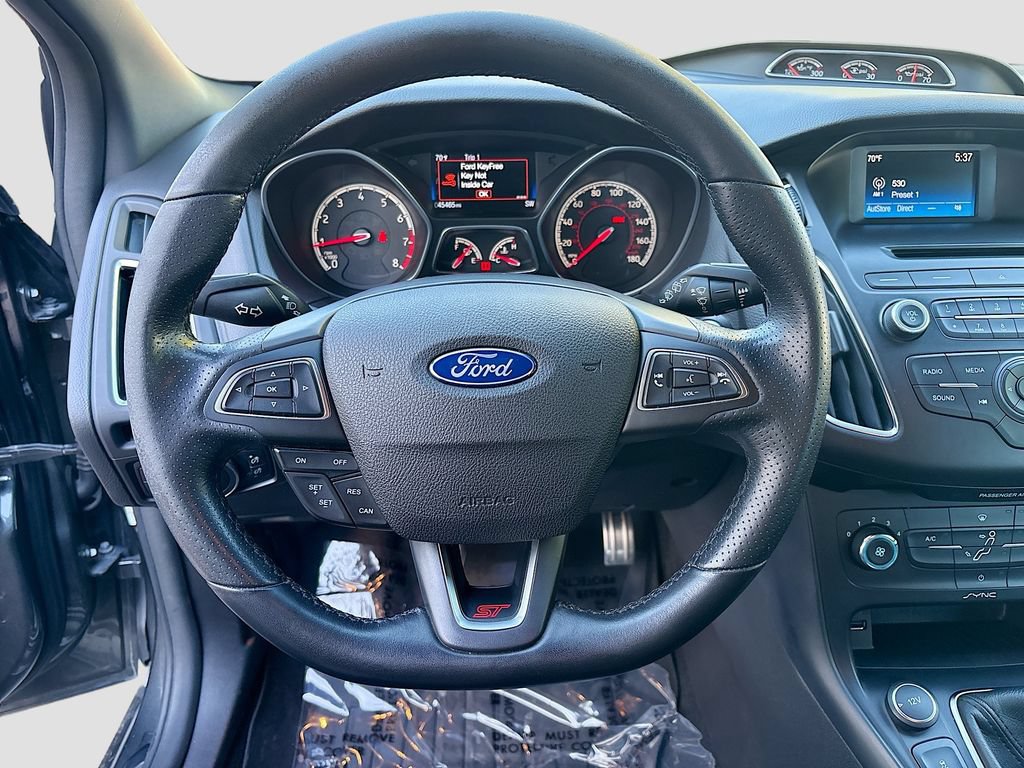 Used 2017 Ford Focus ST FWD image 11