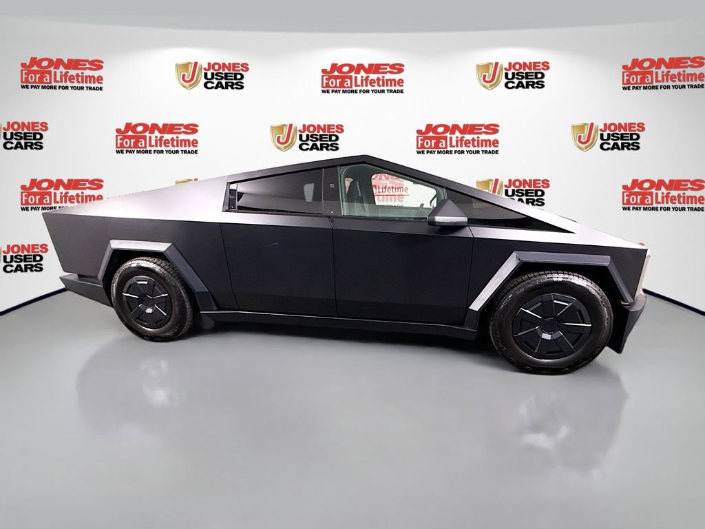 Used 2024 Tesla Cybertruck AWD Crew Cab image 16
