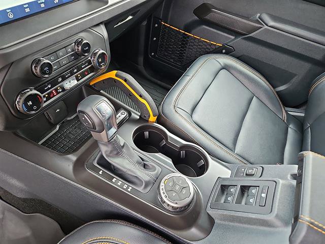 Used 2024 Ford Bronco Badlands image 20