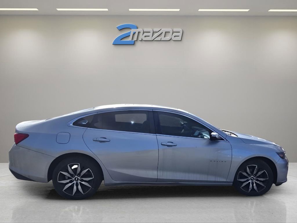 Used 2017 Chevrolet Malibu LT w/ Leather Package image 16