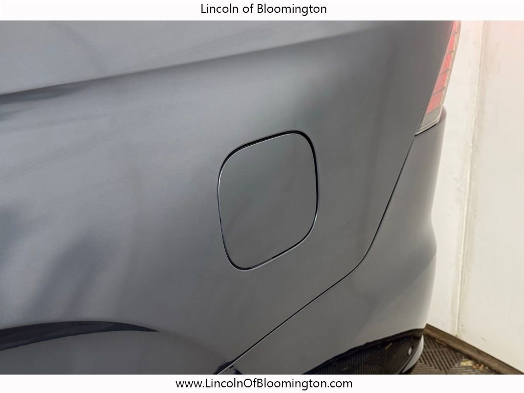 Used 2025 Lincoln Navigator L Reserve image 17