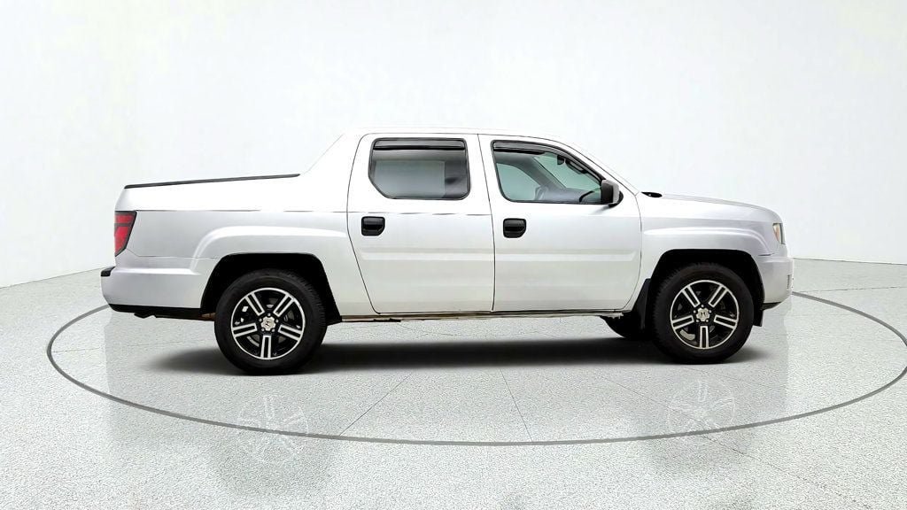 Used 2013 Honda Ridgeline Sport image 4