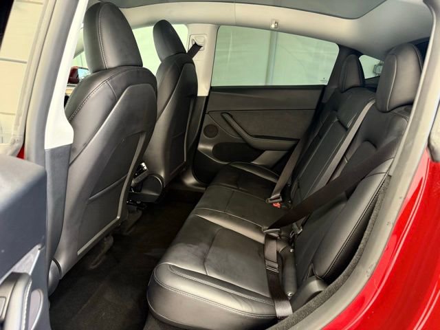 Used 2024 Tesla Model Y Long Range image 17