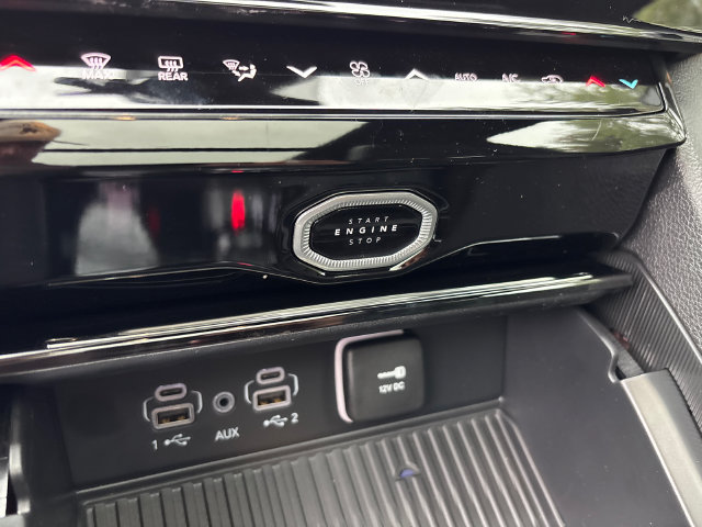New 2027 Jeep Grand Cherokee Limited AWD/4WD image 18