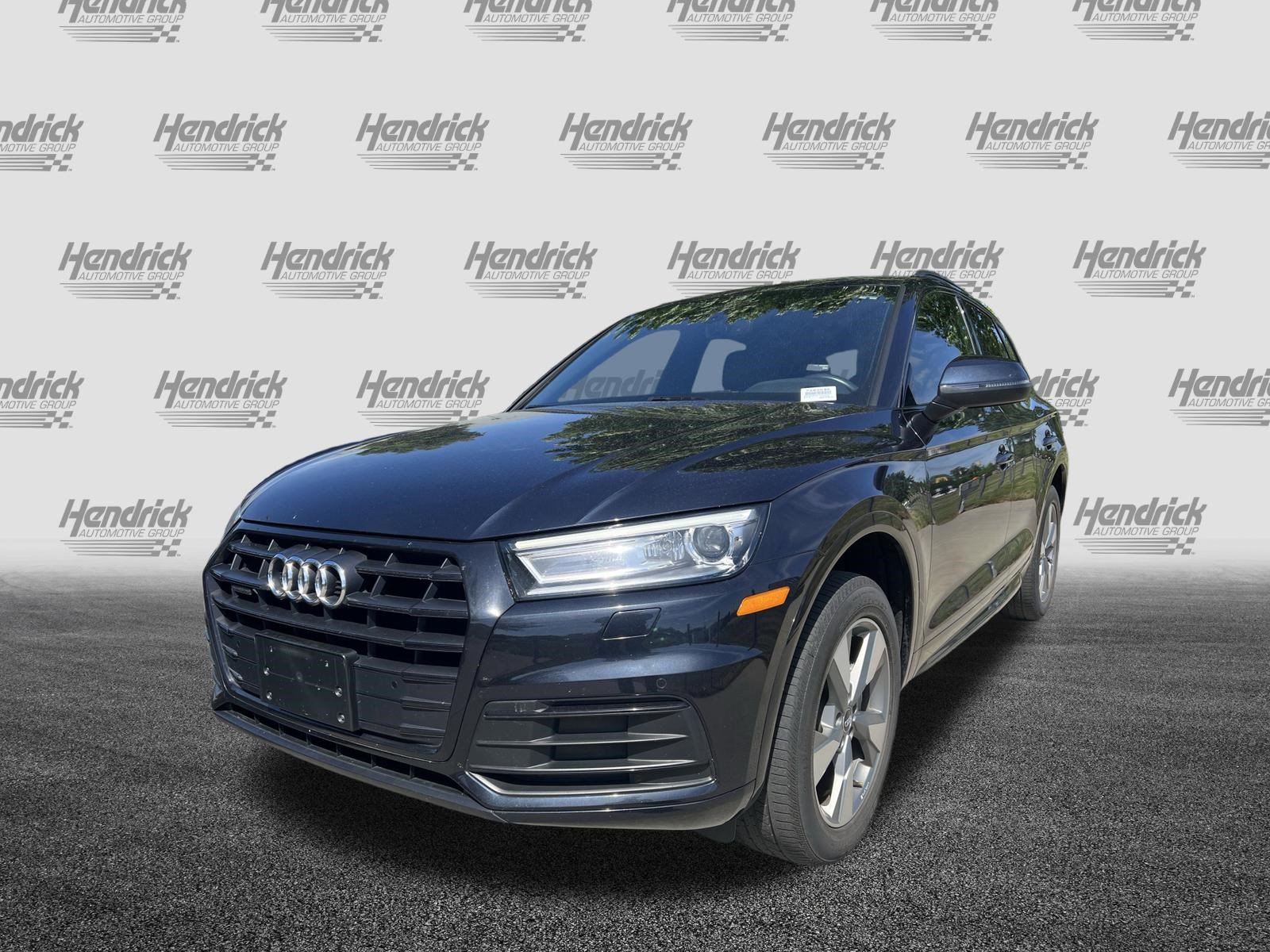 Used 2020 Audi Q5 2.0T Premium w/ Titanium Sport Package AWD/4WD image 6