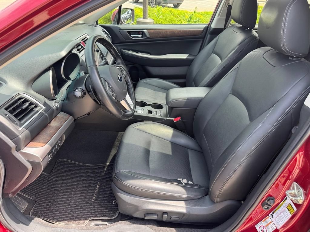 Used 2016 Subaru Outback 3.6R Limited AWD/4WD image 8
