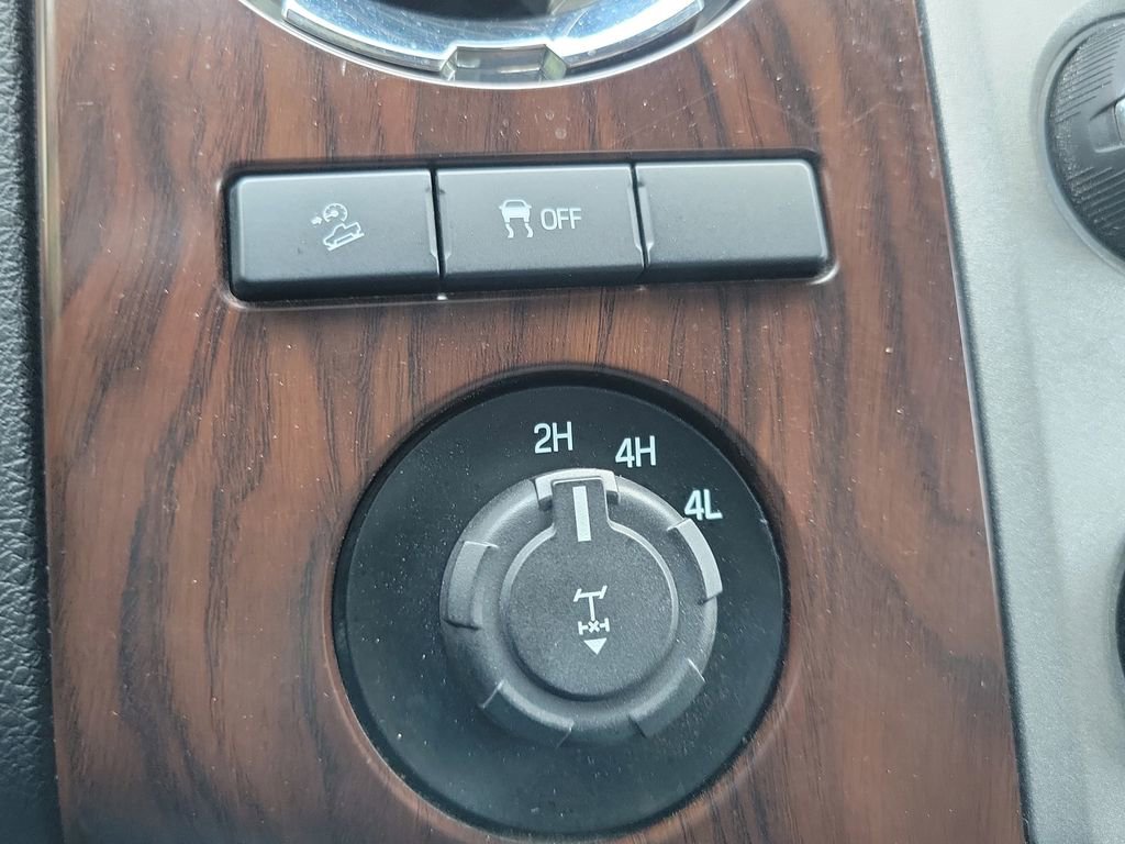 Used 2016 Ford F250 Lariat w/ Lariat Ultimate Package AWD/4WD image 33