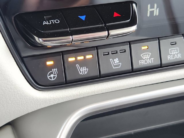 Certified 2026 MAZDA CX-90 Plug-In Hybrid w/ Premium Plus AWD/4WD image 27