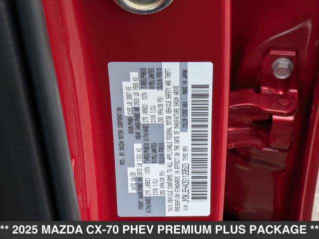 Certified 2025 MAZDA CX-70 Plug-In Hybrid w/ Premium Plus AWD/4WD image 15