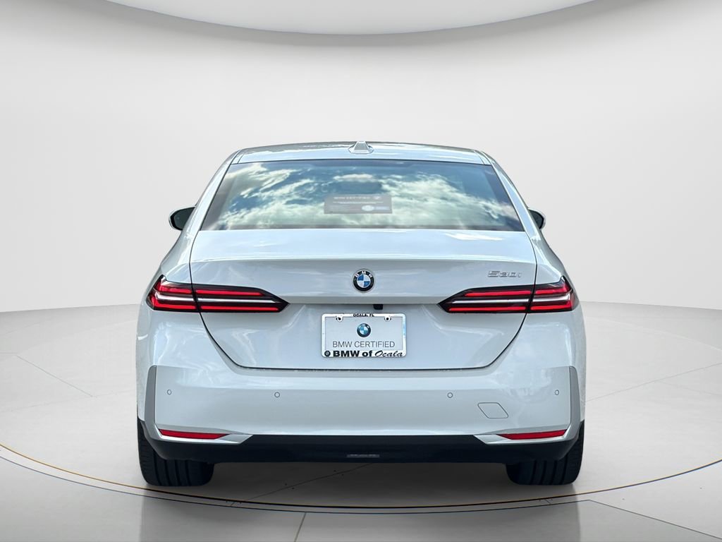 Certified 2026 BMW 530i w/ Premium Package image 30