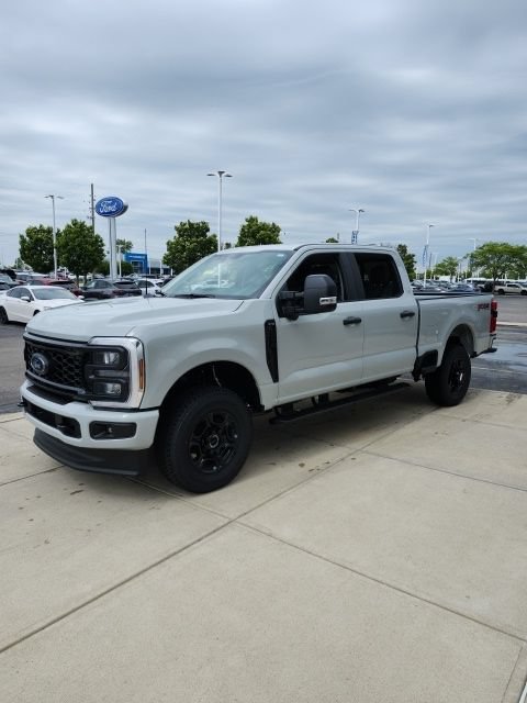 New 2026 Ford F250 XL w/ STX Appearance Package AWD/4WD image 3