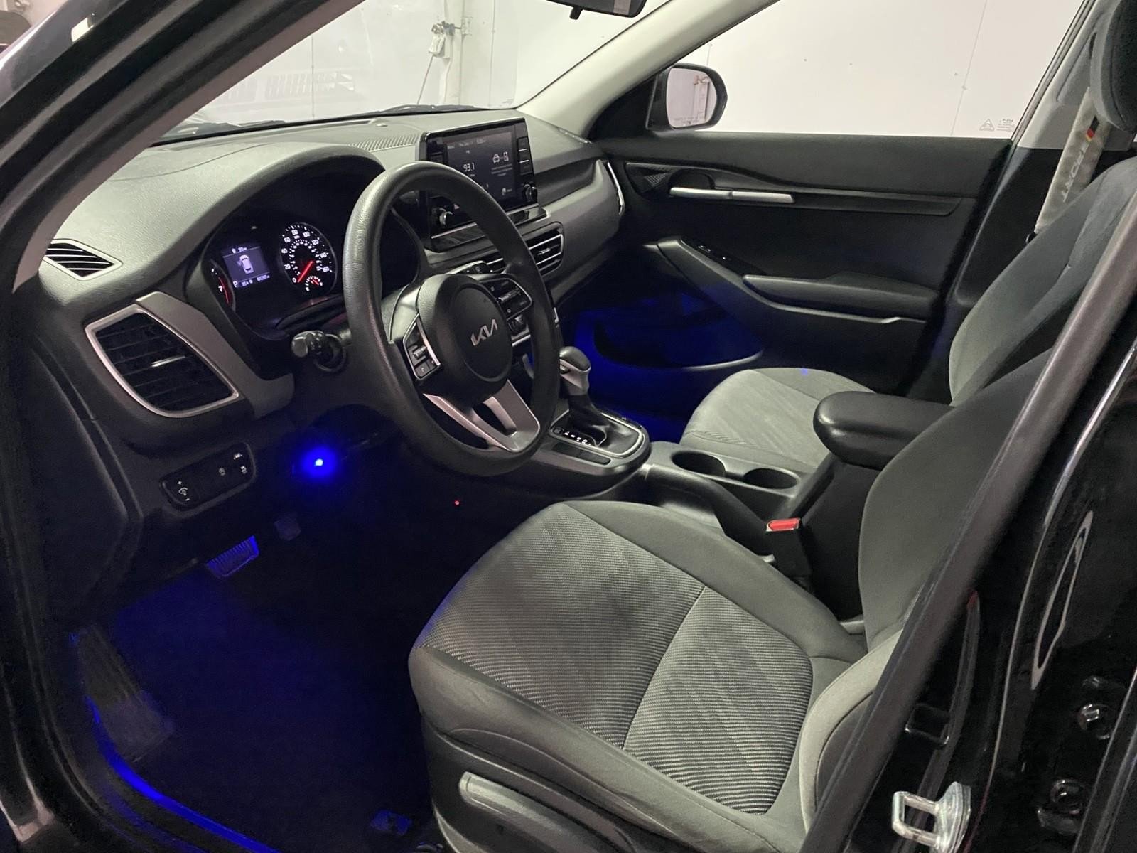 Used 2023 Kia Seltos LX AWD/4WD image 19