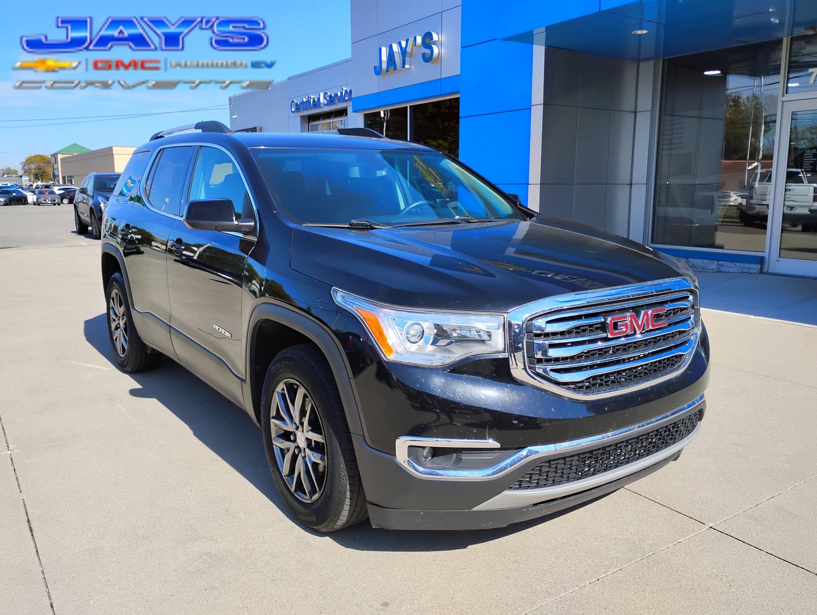 Used 2017 GMC Acadia SLT AWD/4WD image 1