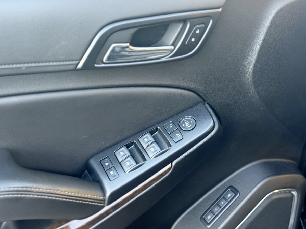 Used 2019 Chevrolet Tahoe LT RWD image 19