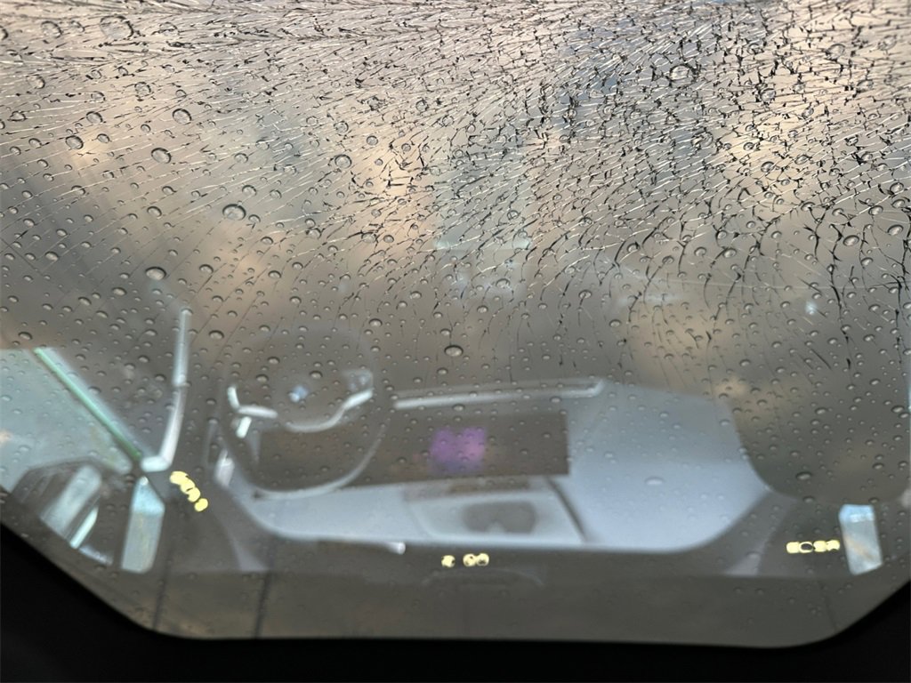 Used 2023 BMW iX xDrive50 w/ Ultimate Package 2 image 27