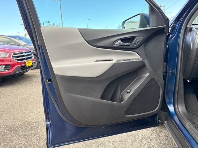 Used 2022 Chevrolet Equinox LT image 18