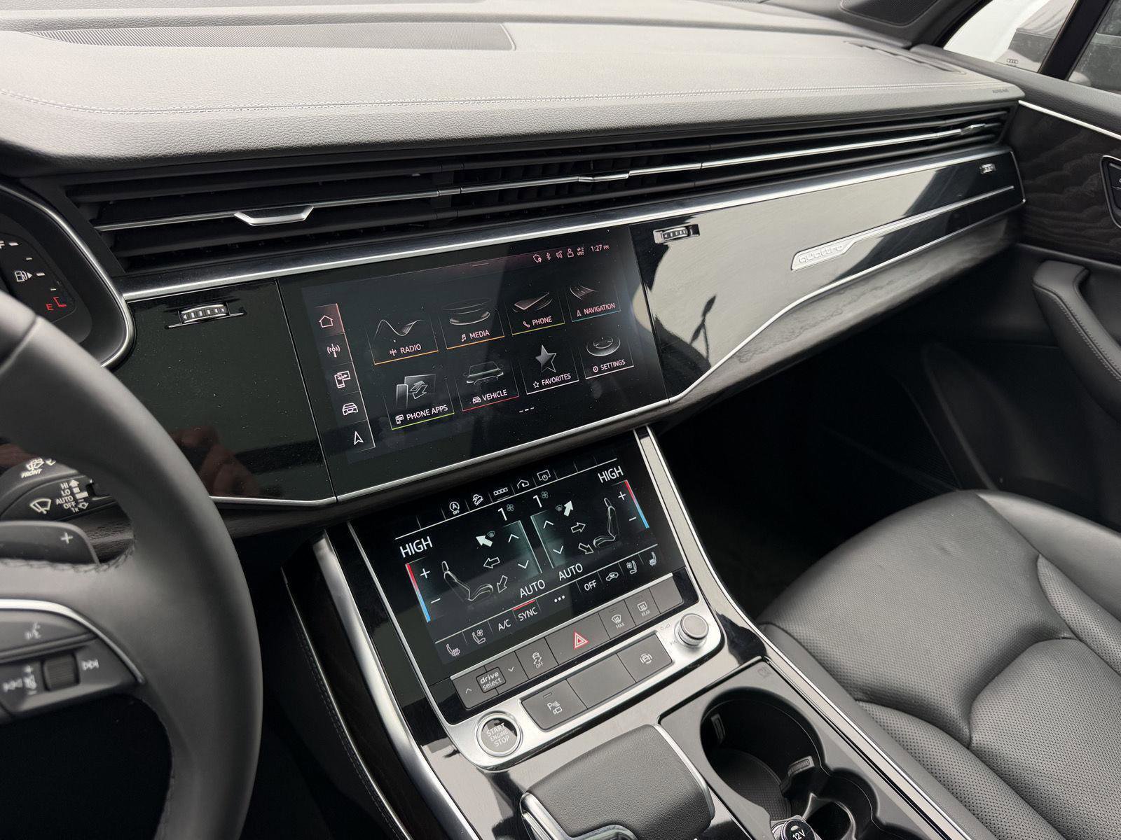 Used 2023 Audi Q7 2.0T Premium Plus w/ Premium Plus Package image 17