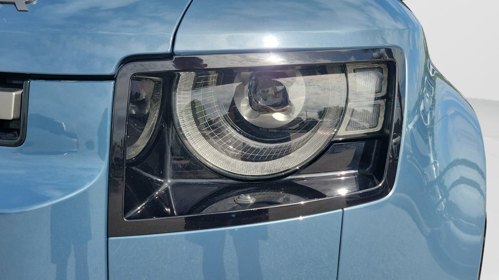 Used 2021 Land Rover Defender 110 X-Dynamic HSE image 23