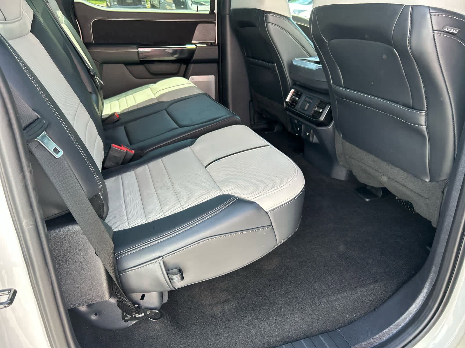 Certified 2024 Ford F150 Lightning Platinum image 18