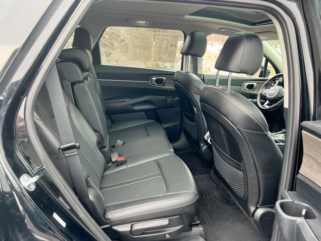 Used 2023 Kia Sorento S w/ Panoramic Sunroof Package AWD/4WD image 27