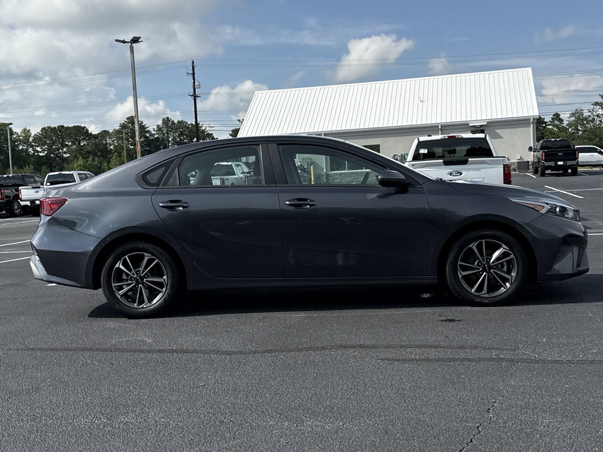 Used 2024 Kia Forte LXS FWD image 24