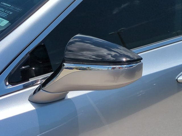 Used 2025 Lexus ES 350 w/ Premium Package FWD image 11