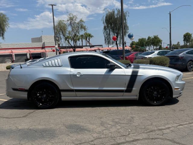 Used 2014 Ford Mustang Coupe w/ Equipment Group 102A RWD image 2