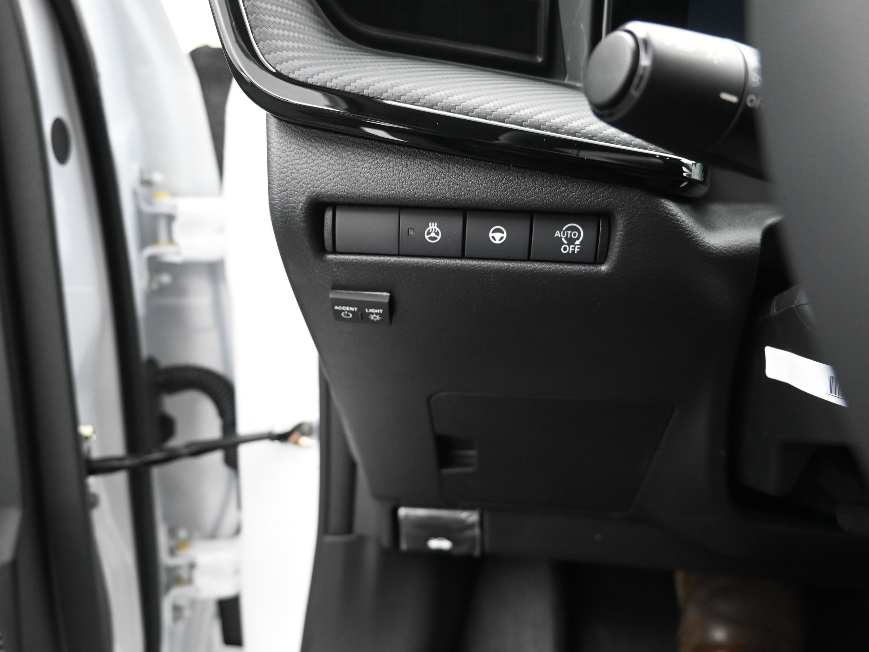 New 2026 Nissan Kicks SR w/ SR Premium Package image 12