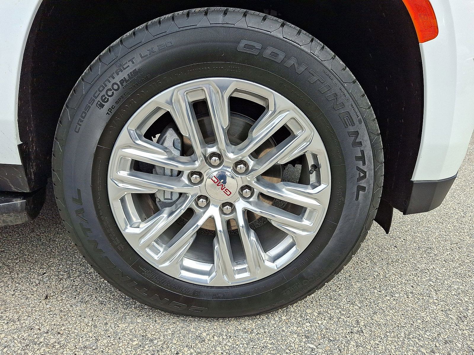 Certified 2024 GMC Yukon XL SLT w/ SLT Premium Package image 27