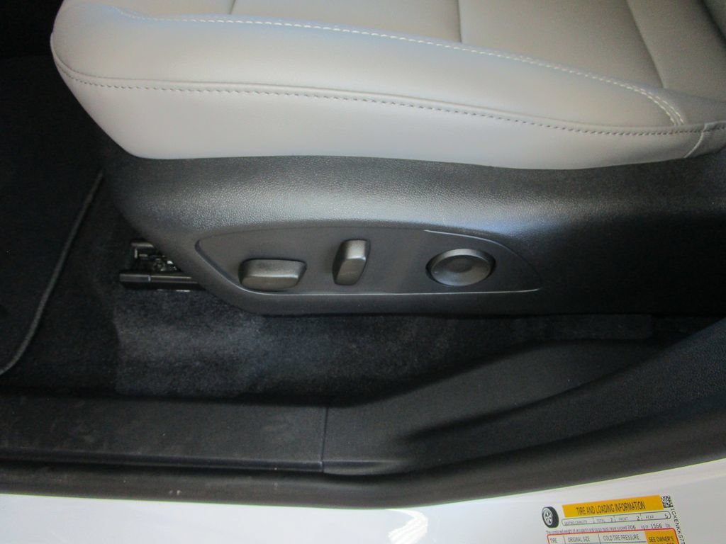 New 2026 GMC Acadia Elevation w/ Elevation Premium Package FWD image 22