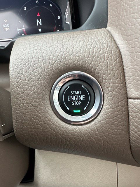 Used 2023 GMC Yukon XL Denali AWD/4WD image 17