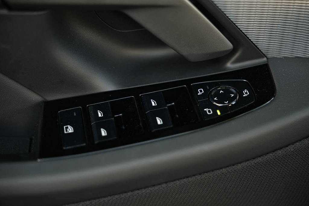 New 2027 BMW i5 eDrive40 RWD image 16