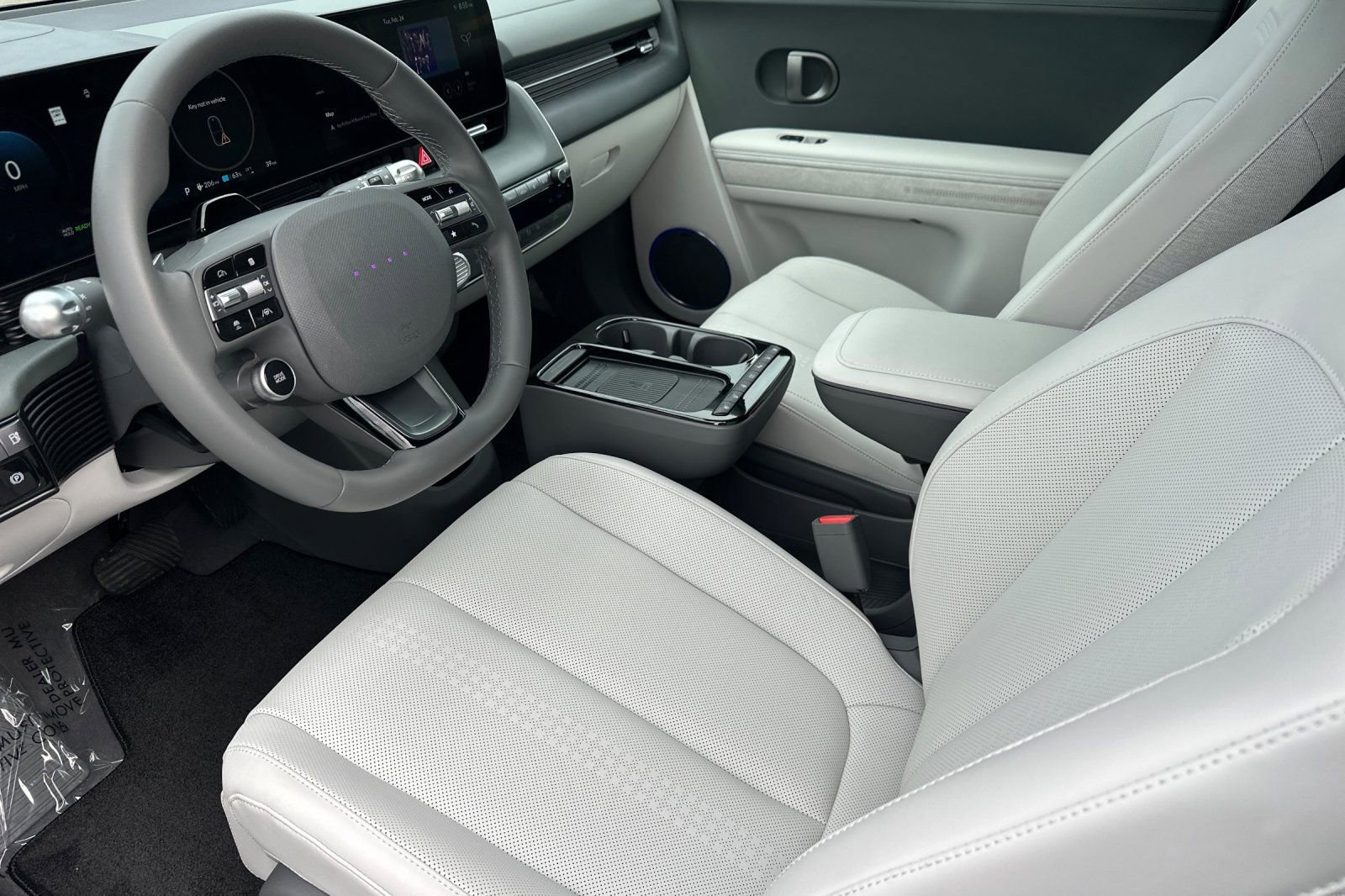 Used 2025 Hyundai Ioniq 5 Limited image 10