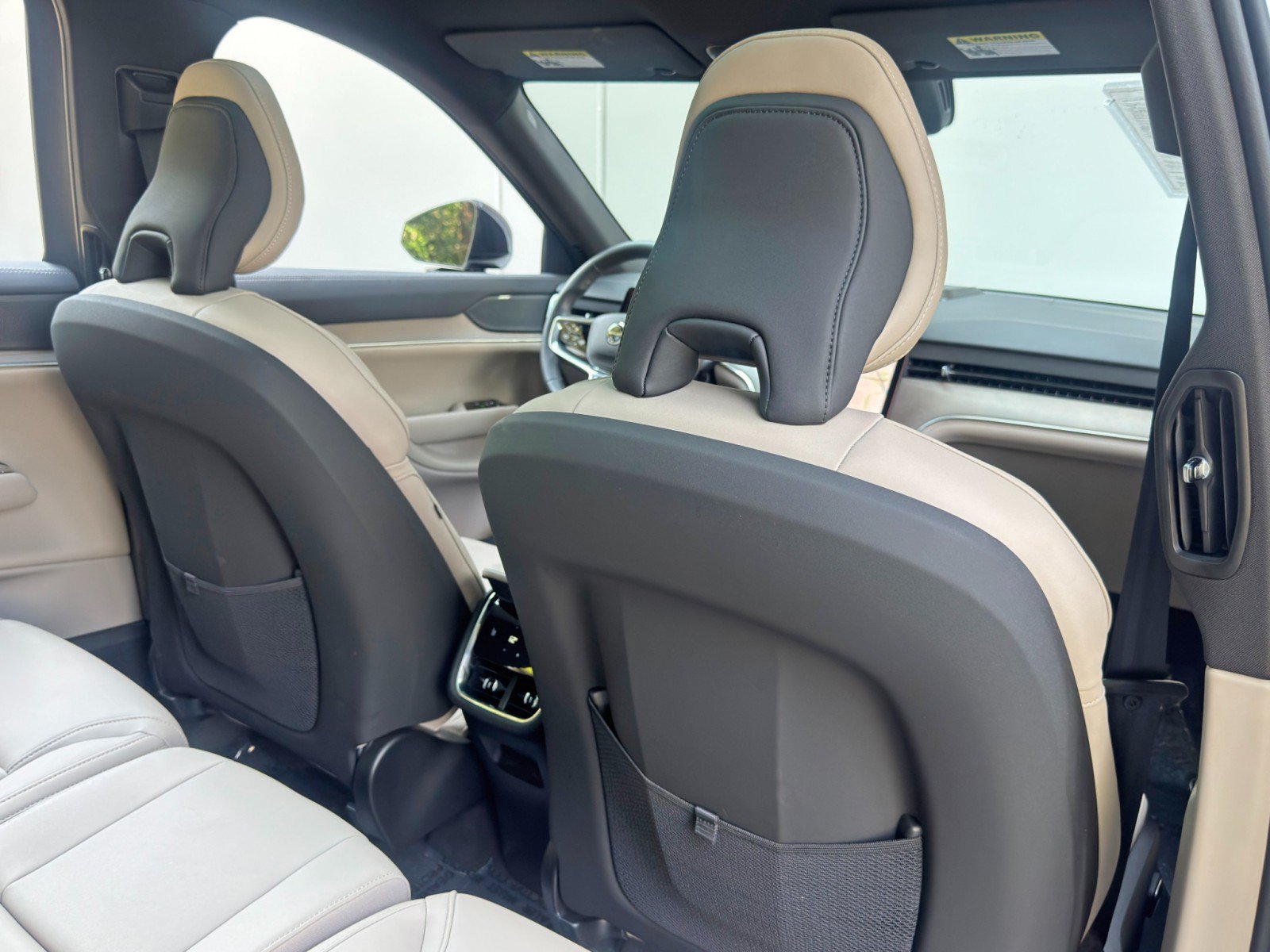 Used 2025 Volvo EX90 Ultra AWD/4WD image 33