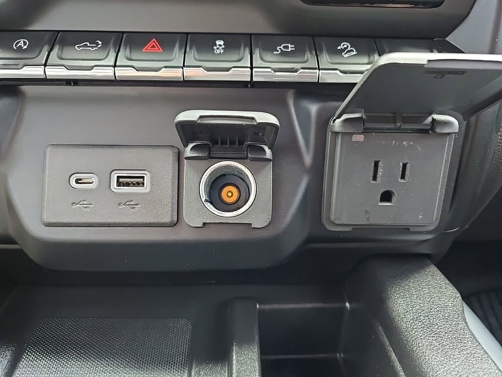 Used 2020 GMC Sierra 1500 AT4 w/ AT4 Premium Package AWD/4WD image 31