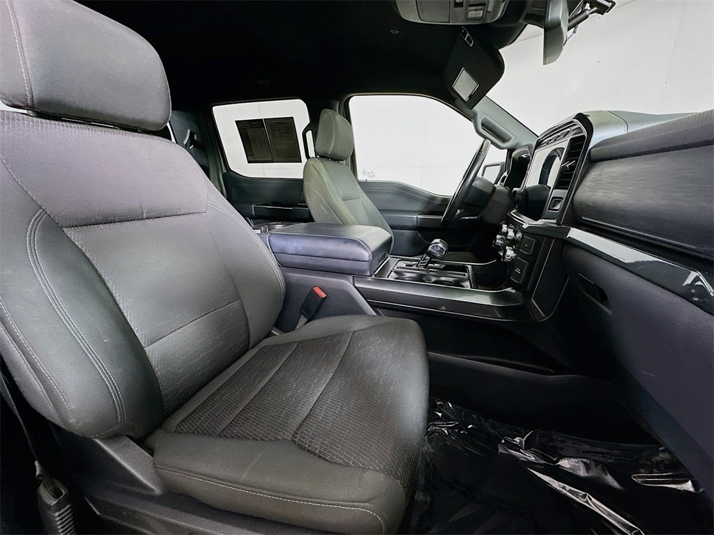 Used 2022 Ford F150 XLT w/ Equipment Group 302A High image 12