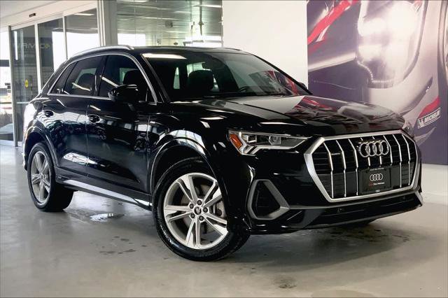 Certified 2023 Audi Q3 2.0T Premium Plus w/ Premium Plus Package AWD/4WD image 19