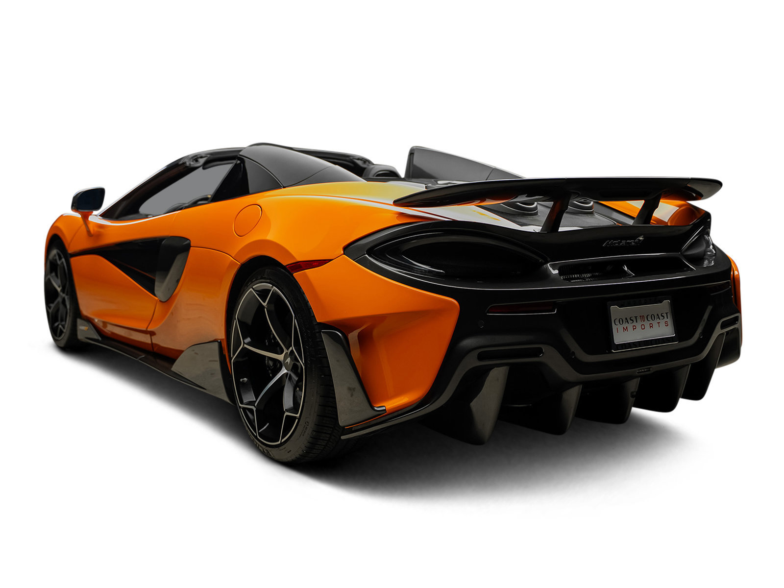 Used 2020 McLaren 600LT Spider RWD image 11