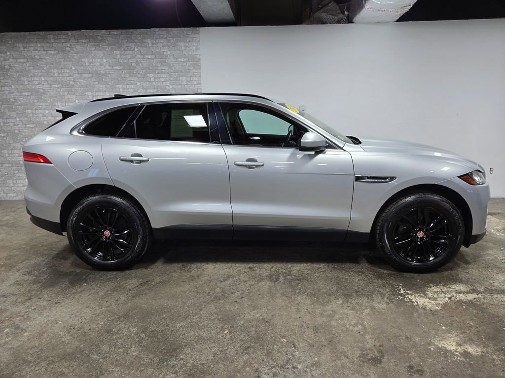 Used 2020 Jaguar F-PACE Prestige AWD/4WD image 3