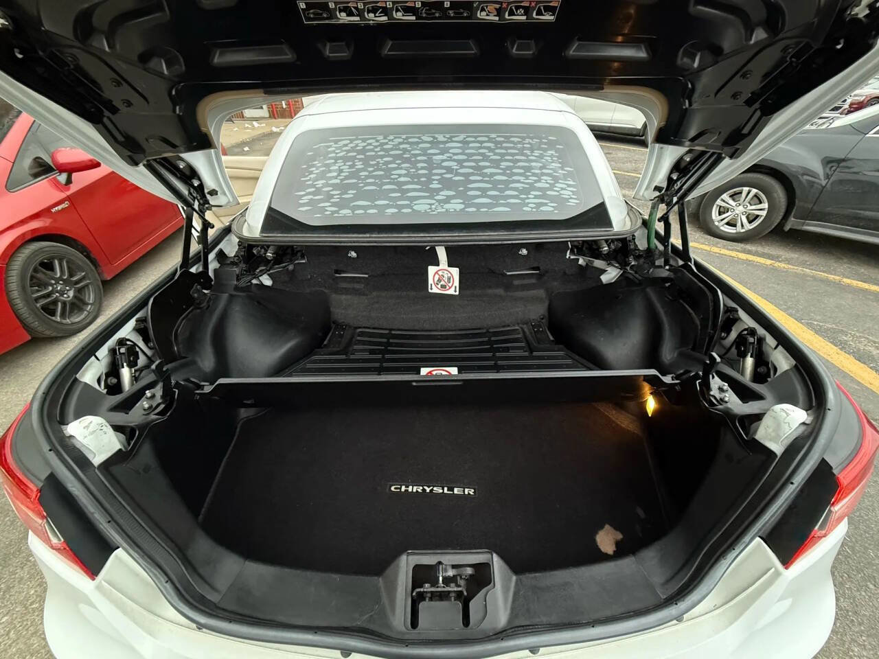 Used 2011 Chrysler 200 Limited image 20