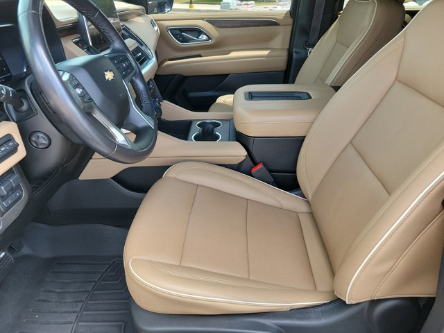 Used 2023 Chevrolet Tahoe Premier w/ Advanced Technology Package RWD image 12