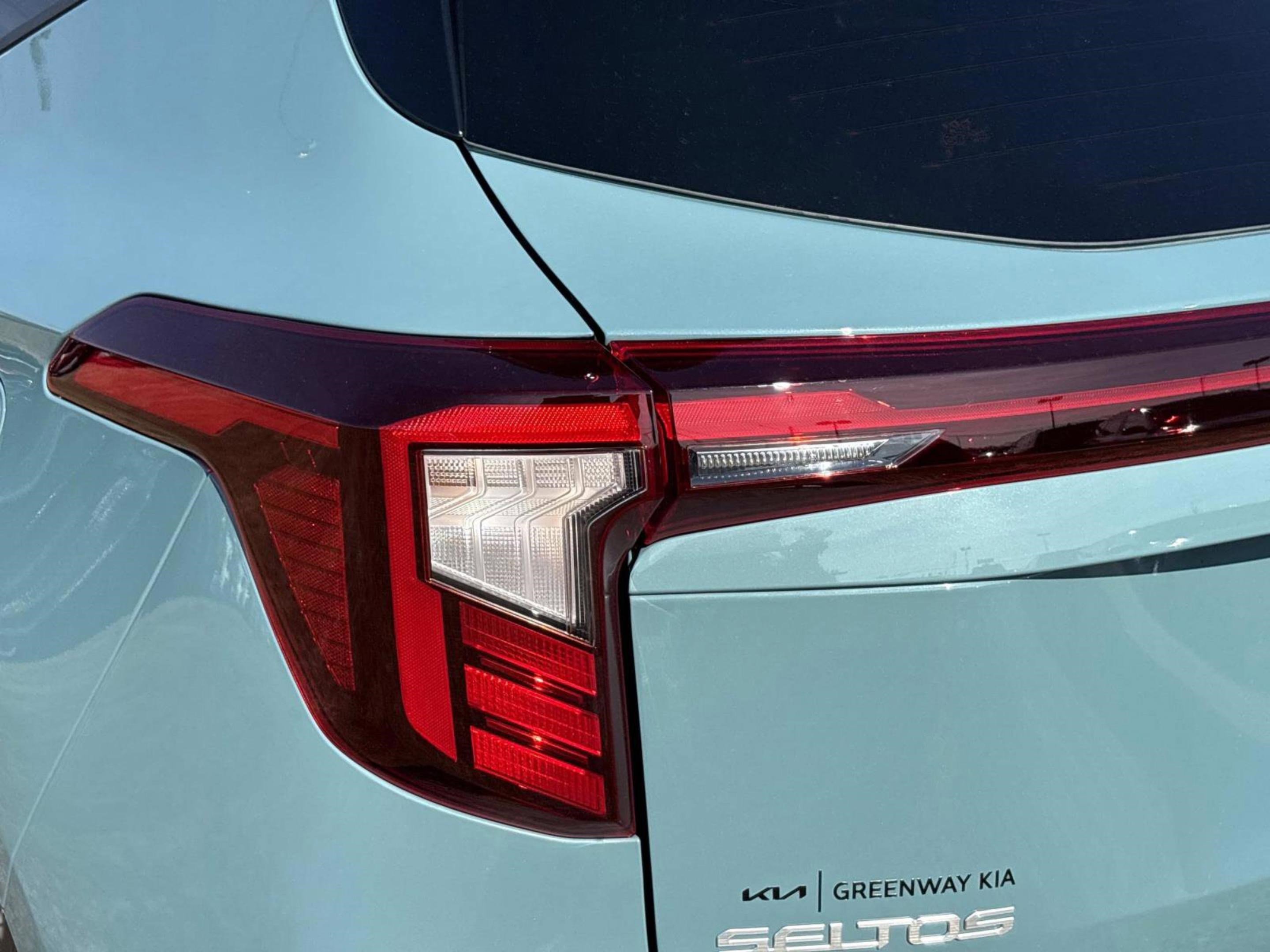 New 2026 Kia Seltos S image 11