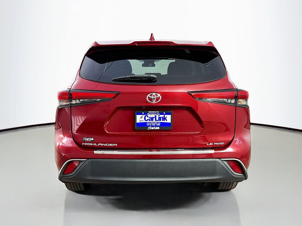 Used 2020 Toyota Highlander LE AWD/4WD image 7