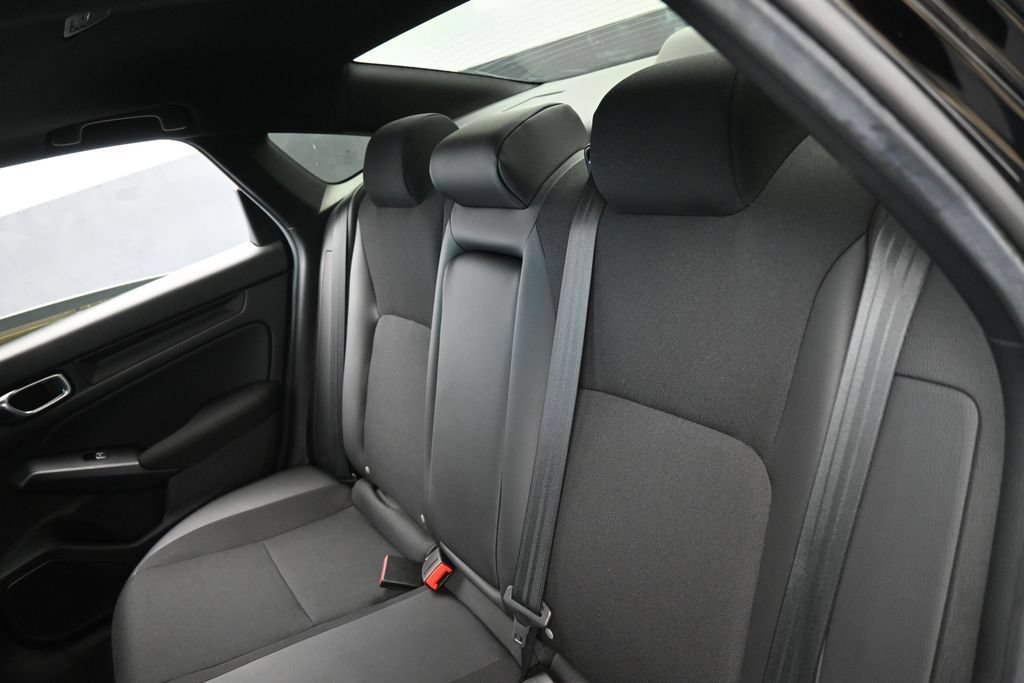 Used 2025 Honda Civic Sport image 35