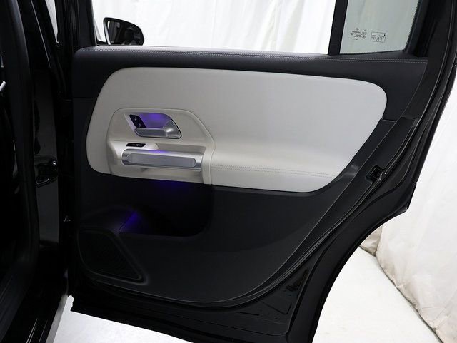 Certified 2023 Mercedes-Benz GLB 250 4MATIC image 30